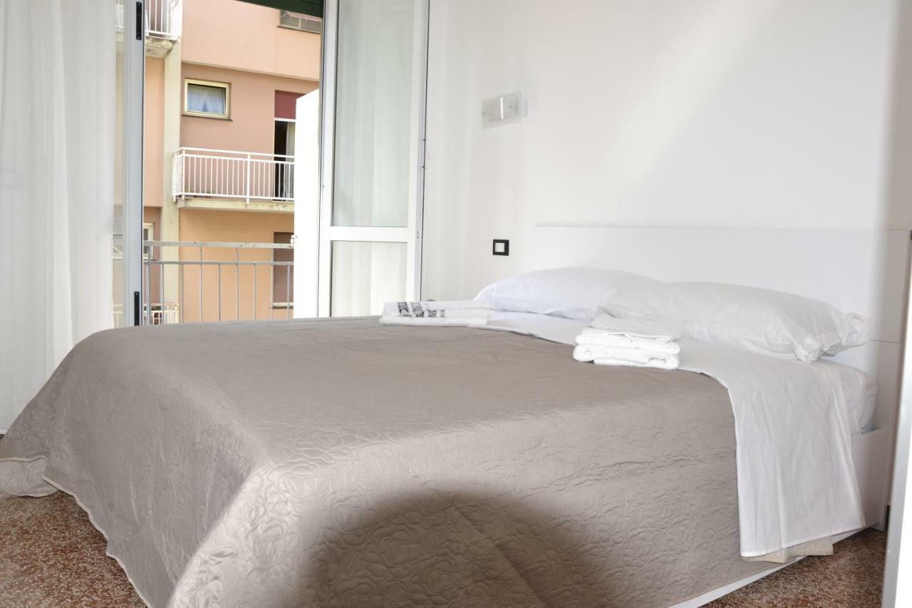 Il Nido Di Con Park Auto Macchine Piccole Segmento B Apartment Genua