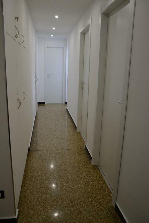 Appartement Il Nido Di Con Park Auto Macchine Piccole Segmento B Genua